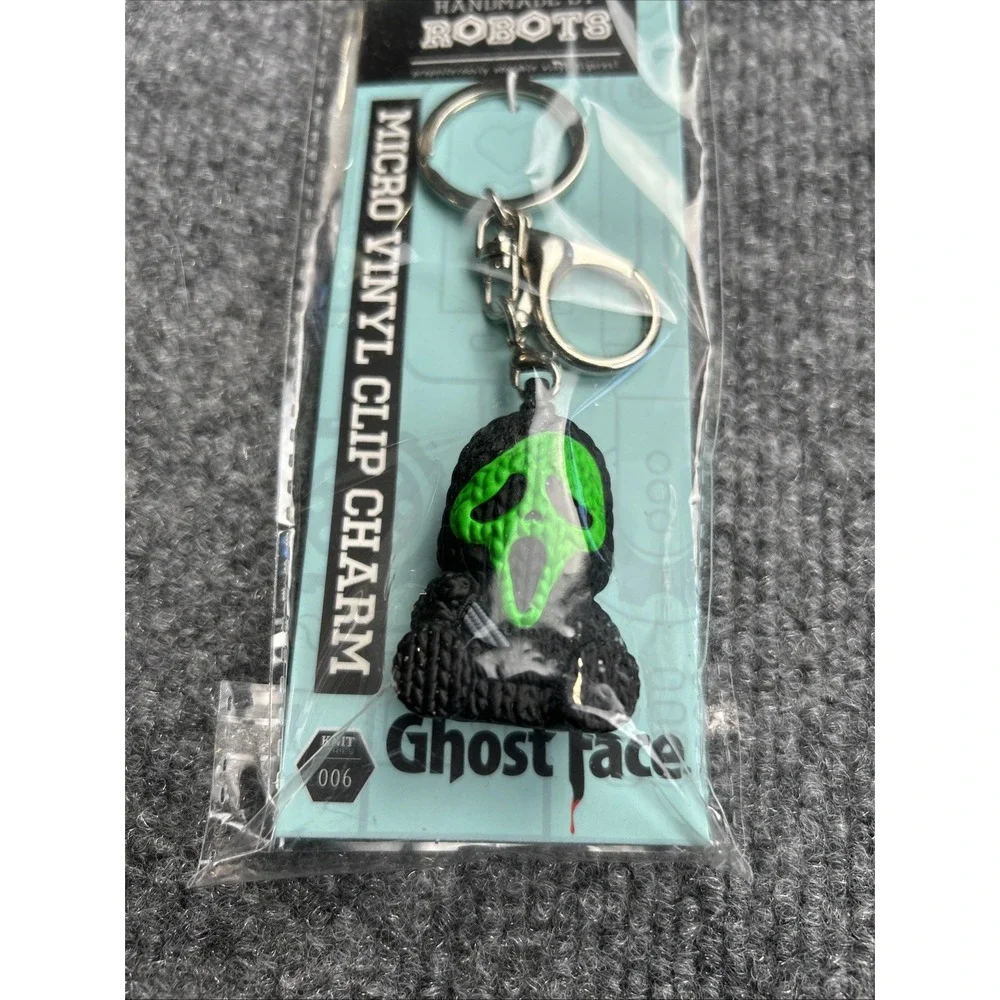 Robots‎ - Ghost Face #006 - 2